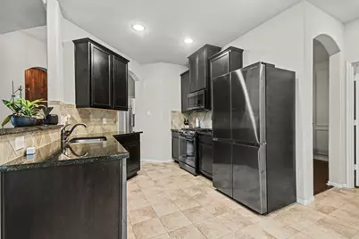 902 White Willow Drive, Texas City, TX 77590 - Photo 12