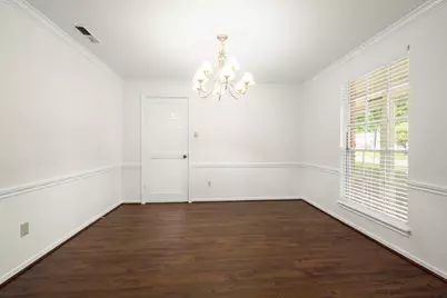 10715 Chevy Chase Drive, Houston, TX 77042 - Photo 8