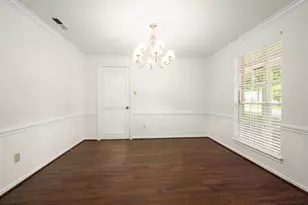 10715 Chevy Chase Dr, Houston, TX 77042 - Photo 8
