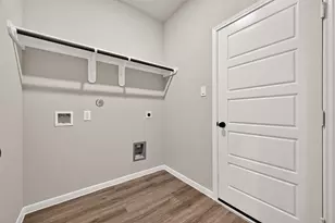 1411 Terry Roberts Dr, Angleton, TX 77515 - Photo 28