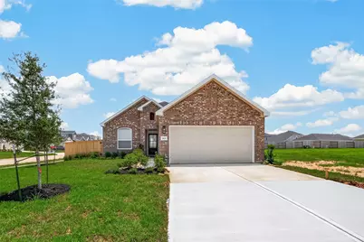 1411 Terry Roberts Drive, Angleton, TX 77515 - Photo 2