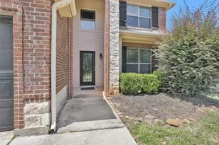 13264 Hidden Trail Ct, Willis, TX 77318 - Photo 2