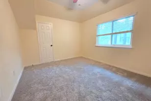 94 E Evangeline Oaks Cir, The Woodlands, TX 77384 - Photo 16