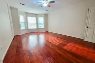 94 E Evangeline Oaks Cir, The Woodlands, TX 77384 - Photo 6