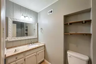 2323 37th Ave N, Texas City, TX 77590 - Photo 22