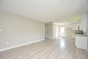 6114 Wedgefield St, Houston, TX 77028 - Photo 20