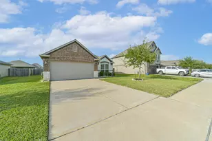 2630 Zephyr Ln, Rosenberg, TX 77471 - Photo 4