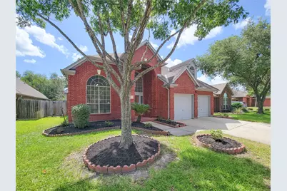9410 Barretts Glen Court, Houston, TX 77065 - Photo 2