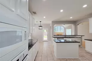 9410 Barretts Glen Ct, Houston, TX 77065 - Photo 8