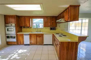 2 Elm Pl, Angleton, TX 77515 - Photo 14