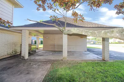 2 Elm Place, Angleton, TX 77515 - Photo 8