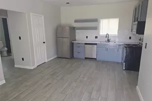 3221 Ennis St, Houston, TX 77004 - Photo 2