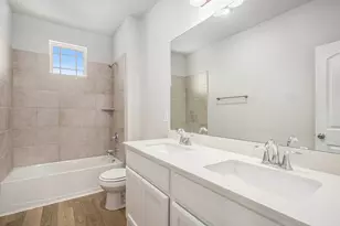 411 Wellshire Dr, West Columbia, TX 77486 - Photo 22