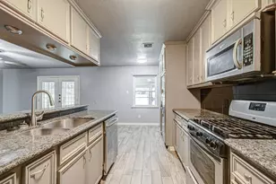 11910 Hunkler Dr, Houston, TX 77047 - Photo 6