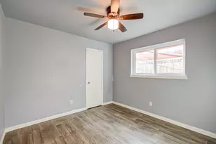 11910 Hunkler Dr, Houston, TX 77047 - Photo 8