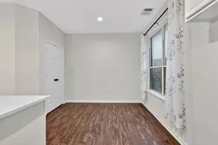 26 Ebony Oaks Pl, The Woodlands, TX 77382 - Photo 8