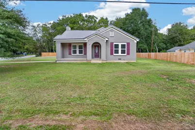 1000 E Bowie Avenue, Crockett, TX 75835 - Photo 1