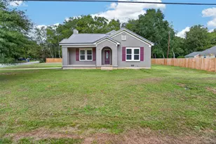 1000 E Bowie Ave, Crockett, TX 75835 - Photo 1