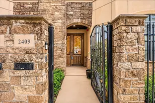 2409 Commonwealth St, Houston, TX 77006 - Photo 34