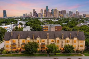 2409 Commonwealth St, Houston, TX 77006 - Photo 1