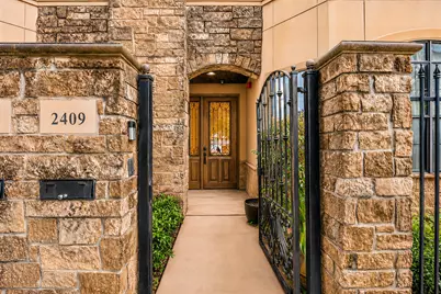 2409 Commonwealth Street, Houston, TX 77006 - Photo 28