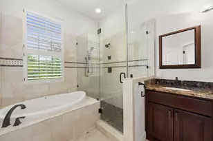 2409 Commonwealth St, Houston, TX 77006 - Photo 14