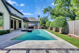 1246 Ben Hur Dr, Houston, TX 77055 - Photo 8