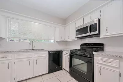 2606 Lexington Woods Drive, Spring, TX 77373 - Photo 14