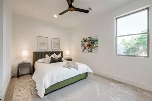 1634 Castle Ct, Houston, TX 77006 - Photo 34