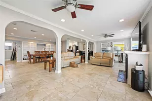 937 5th St, San Leon, TX 77539 - Photo 18