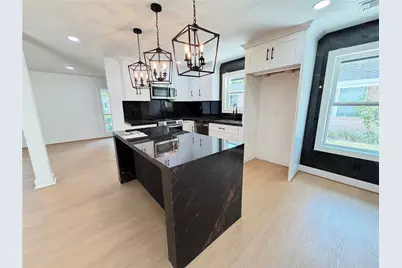 5642 Warm Springs Road, Houston, TX 77035 - Photo 4