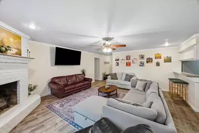 306 Lafayette Lane, League City, TX 77573 - Photo 8