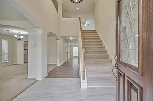 511 Elm Ridge Dr, Spring, TX 77386 - Photo 2