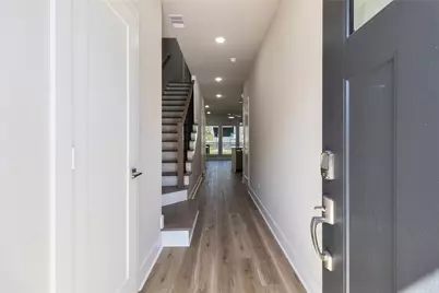 9821 Richcroft Street, Houston, TX 77029 - Photo 2