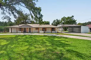 1718 Co Rd 401, Dayton, TX 77535 - Photo 1