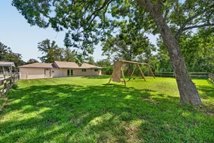1718 Co Rd 401, Dayton, TX 77535 - Photo 10