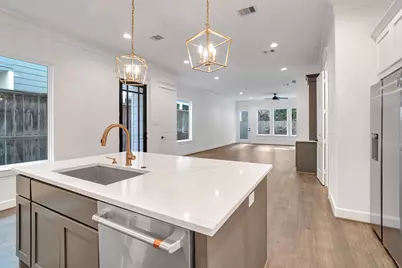 1723 Michigan Street, Houston, TX 77006 - Photo 6