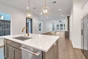 1723 Michigan St, Houston, TX 77006 - Photo 6