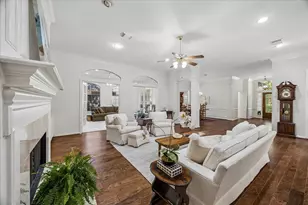 1830 Breezin Ct, The Woodlands, TX 77380 - Photo 10