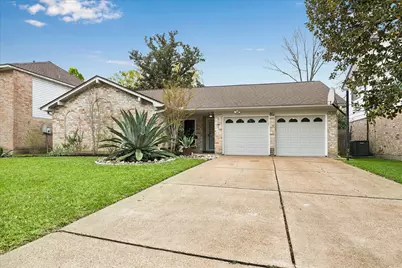 9707 Lawngate Drive, Houston, TX 77080 - Photo 2