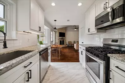 9707 Lawngate Drive, Houston, TX 77080 - Photo 8