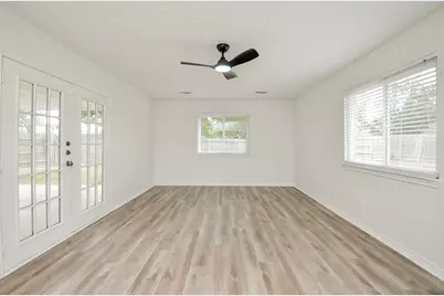 10615 Heatherford Drive, Houston, TX 77041 - Photo 14