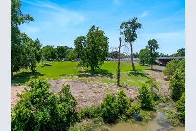 920 Robson, Columbus, TX 78934 - Photo 20