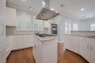 5302 Fayette Street, Houston, TX 77056 - Photo 8