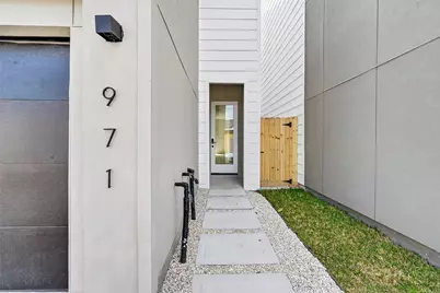 973 Highland Light Lane, Houston, TX 77091 - Photo 2