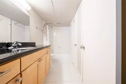 2626 Holly Hall Street #1201, Houston, TX 77054 - Photo 22