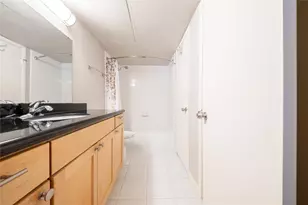 2626 Holly Hall St, Houston, TX 77054 - Photo 22