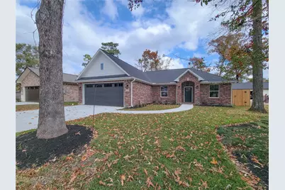 10312 Lakewood Drive, Conroe, TX 77385 - Photo 2