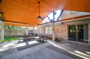 8310 Hot Springs Dr, Houston, TX 77095 - Photo 30