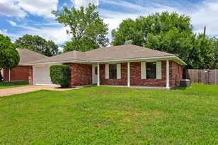 1713 Laura Ln, College Station, TX 77840 - Photo 2